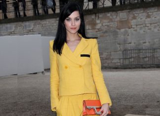 Leigh Lezark, 3 mars 2012