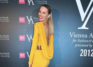 Karolina Kurkova, 30 mars 2012