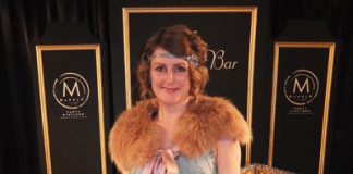 Carrie Macpherson, 40 ans. Rédactrice en chef, Zurbaines.com