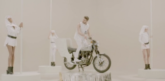 Pierre Lapointe collabore avec Rad Hourani pour son dernier vidéoclip!