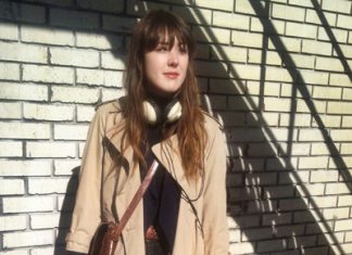 Bianca, 21 ans. Étudiante en cinéma.