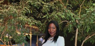 Habi, 22 ans. Designer de mode, Gazelles.