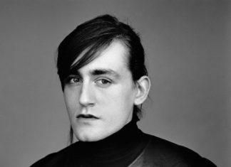Thomas Tait est le premier lauréat du prix LVMH!