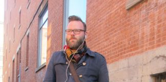 Joël (et Homer), 37 ans. Coiffeur @ Ka Coiffure