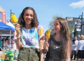 Amayel & Mika, 14 ans. Étudiantes
