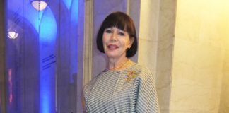 Ghislaine Brownstein, responsable administration.