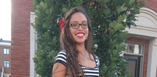 Jaymee, 16 ans. Étudiante