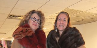 Julie & Christine, 50 & 51 ans. Enseignantes en commercialisation de la mode au Cégep Marie-Victorin