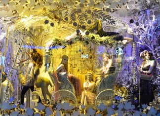 Des vitrines de Noël féeriques signées Le Château