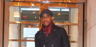 Jeff Johnson. Journaliste, conférencier et spécialiste de la communication