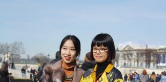 Street style à Paris : Olivia et Sophie Yang, acheteuse et designer
