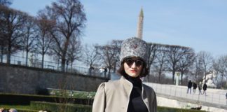 Street Style à Paris : Veronica Agapova, blogueuse