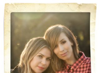 Emily Current et Meritt Elliott: nouvelles ambassadrices chez Old Navy