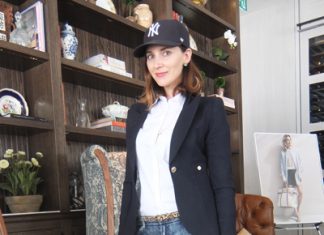 Sarah, 37. Blogger @ RealLifeRunway