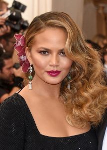 MET Gala 2015: Chrissy Teigen