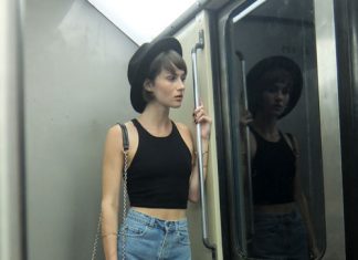 Look de métro: Marie Joelle, 20 ans. Mannequin @ Dulcedo