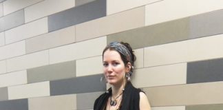 Look de métro: Emma, 24 ans. Étudiante et designer de bijoux