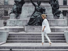 My look: blanc monochrome + lèvres rouges (sans danger)