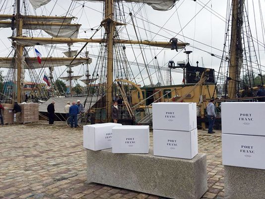 Port Franc arrive à Québec (par bateau)!