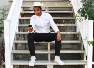 Jonathan x Le Château : you can leave your hat on!