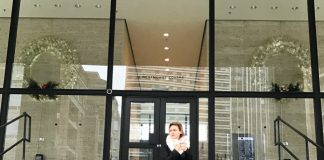 Lolitta x Le Château: PBC (Perfect Black Coat)