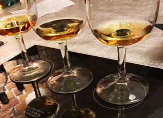 Johnnie Walker marche jusque chez vous pour le parfait apéro!