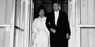 TBT: Jackie Kennedy x Inauguration ball x 1961