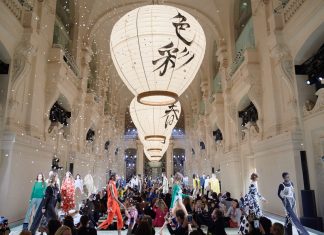 Découvrez la collection H&M Studio P-E 2018 au Musée des Arts Décoratifs