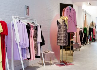 Éditions de Robes déménage sur La Main!