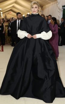 red-carpet-met-gala-3298-greta-gerwig-superJumbo