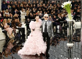 Karl Lagerfeld : 36 ans @ Chanel / 36 looks marquants